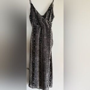 Abbeline Black and Gray Snake Print Dress